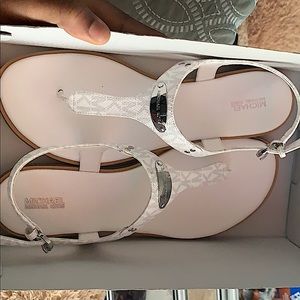 Michael Kors Thong Sandals in White Size 11